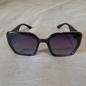 Beautiful black Tinted Oversized Square Sunglasses